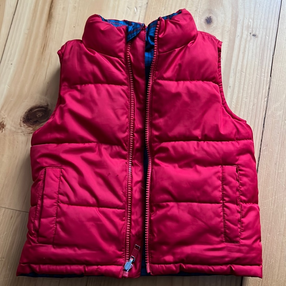 Kids reversible red and blue plaid puffer vest 4t